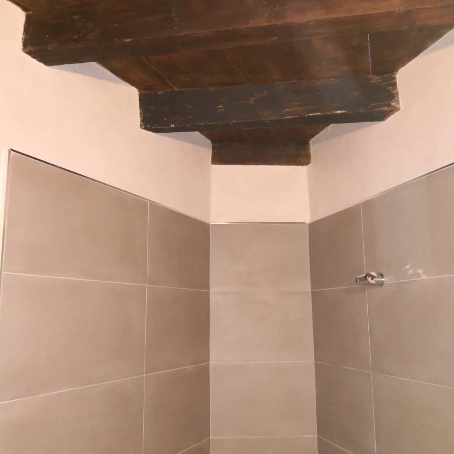 Reforma de baño para Clínica de Estética 5