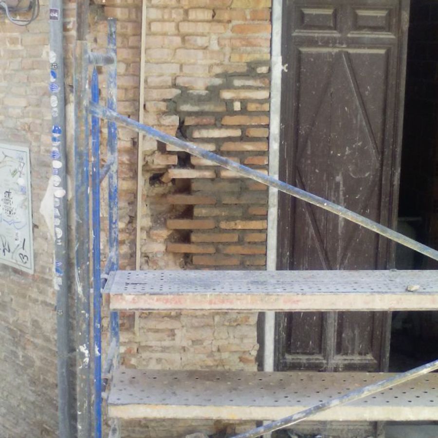 Restauración de fachada de ladrillo y piedra 3
