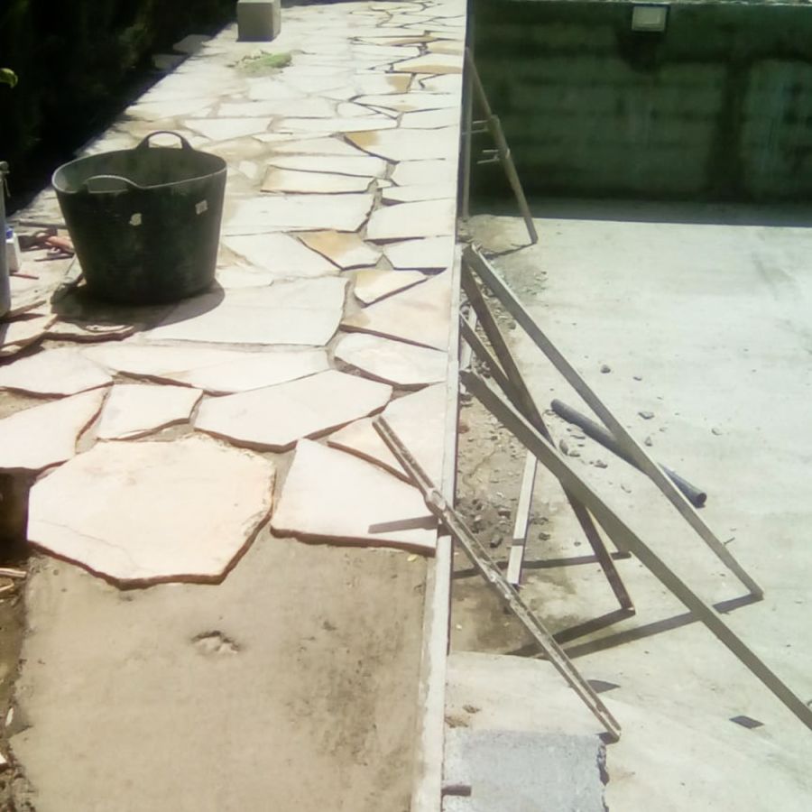 Acabado del filo de la piscina